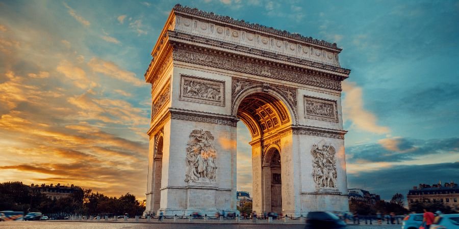 Arco di trionfo e gli Champs-Élisées