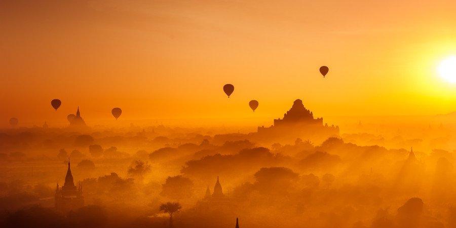 Romantico volo su Bagan